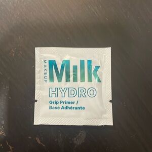 Milk Makeup Hydro Grip Primer sample